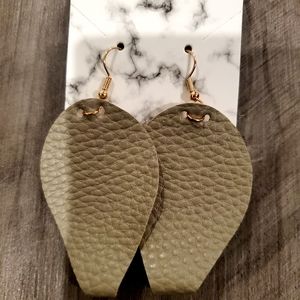 Fashion Leather Earrings